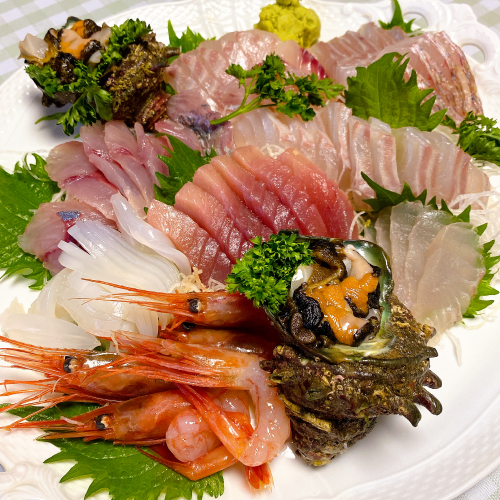 【送料込み】日本海から直送！特選日本海盛り・お頭1匹付(目安3～4名様)【能登町】